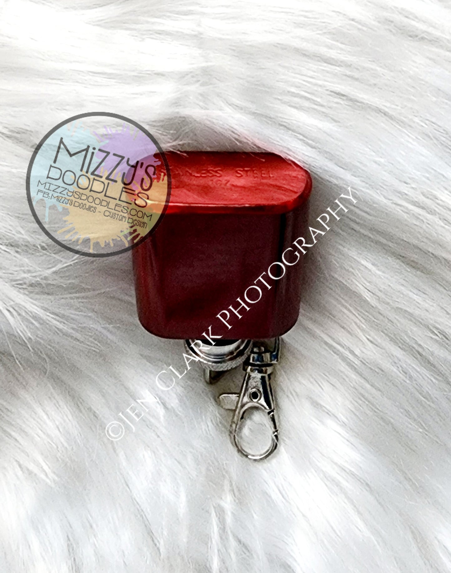 1 oz. Stainless steel keychain drinking flask
